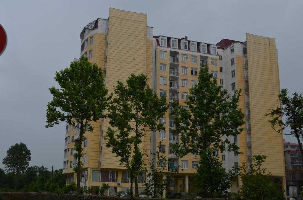 Apartment Like Home Batumi Room photo