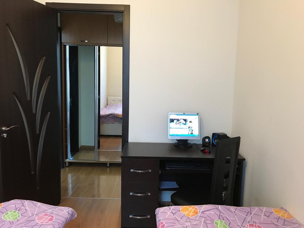 Apartment Like Home Batumi Exterior photo